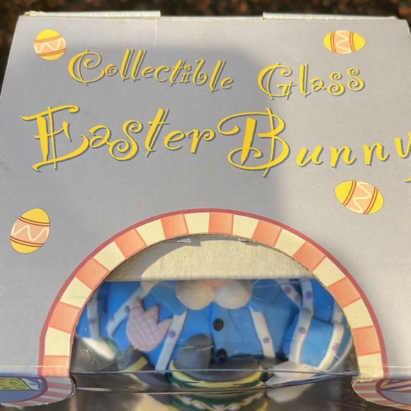 Collectible Glass Easter Bunny - Picture 9 of 13
